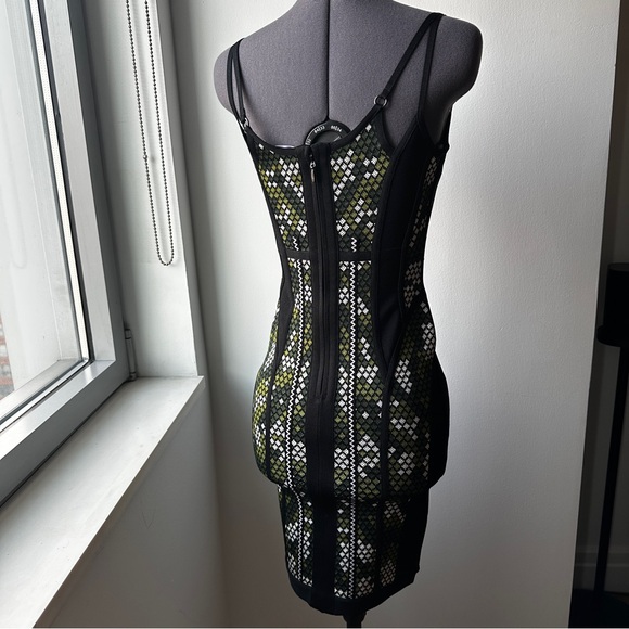 Herve Leger Camouflage Sleeveless Bandage Dress - Picture 10 of 10